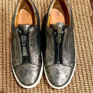 Frye sneaker size 6.5 - great condition!!